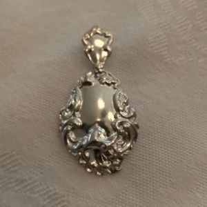 Vintage Premier Designs Pendant
